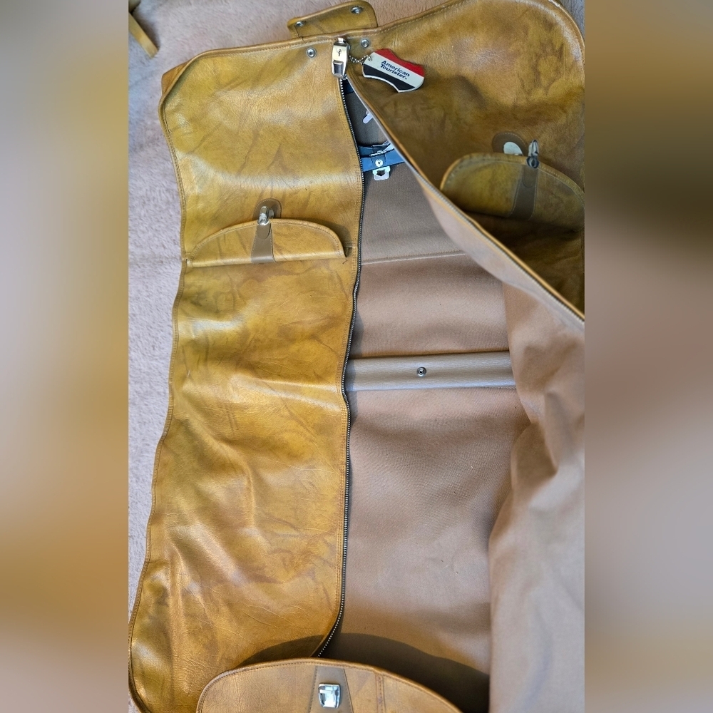 American Tourister Vintage Hanging Travel Bag Faux Leather Tan - Picture 8 of 11